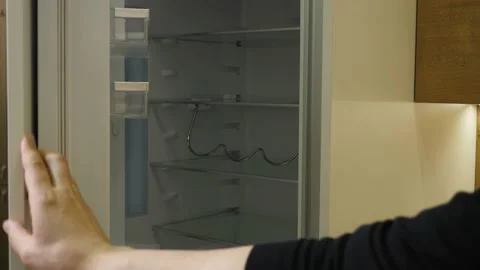 Opening the refrigerator Video stock 153332432
