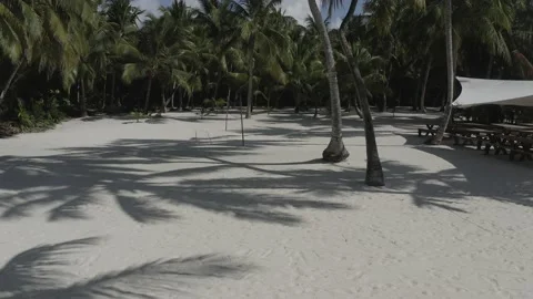 Opening a view to island with white beach and blue water Stock Footage 140863741