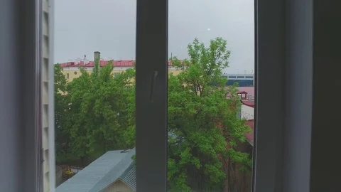 Opening a window in the city Video stock 76973797