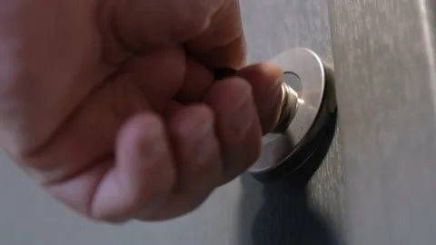 Opens The Door Using The Key 動画素材 195304149
