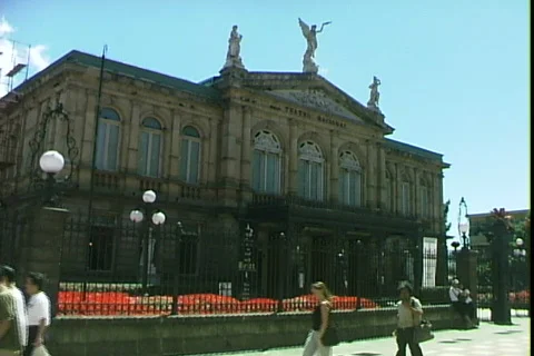 Opera House Stock-Footage 819324