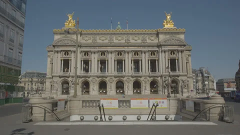 Opera Paris Sunrise Empty Vide Coronavirus Confinement COVID19 Video stock 131257218