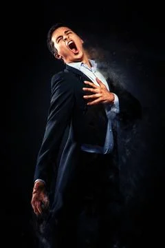 Opera singer performing. Image with a digital effects Opera singer perform... Stock-Fotos