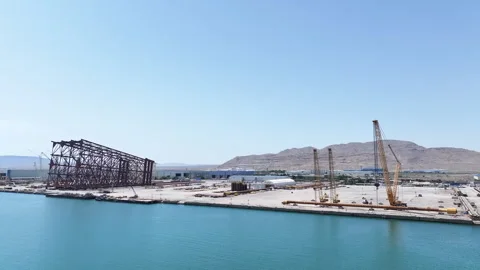 Operating large cranes and pipes on a deepwater rig Stock Footage 280362471