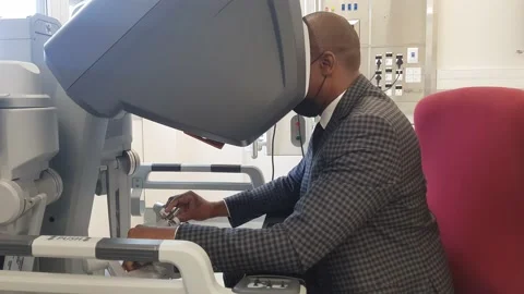 OPERATING THE NEW SURGERY ROBOT AT GROOTE SCHUUR HOSPITAL Stock Footage 162914796