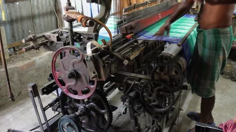 Operating power loom Stock Footage 346728040