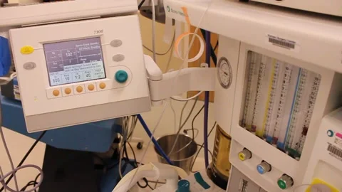 Operating room surgical equipment  Stockbeeldmateriaal 198385397