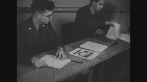 Operation of distributing psychological warfare leaflets in Alaska in 1944 Vídeo Stock 92793739