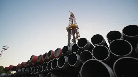 Operation of a drilling rig on an oil platform in the oil and gas industry. Stock Footage 152084712