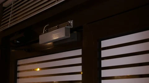 Operation electromagnetic lock 動画素材 55536905