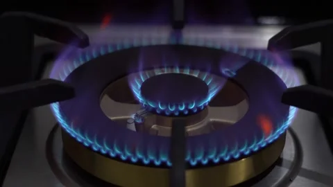Operation of the gas stove flame, fire on the stove, gas ignition. Stick on gas, Stock Footage 209585152
