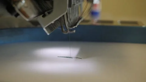 Operation of an industrial robotic sewing machine. Vídeo Stock 140908820