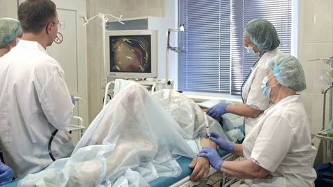 Operation using laparoscopic equipment 스톡 동영상 77365488