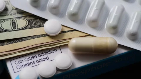 Opioid addiction. Video stock 313275017