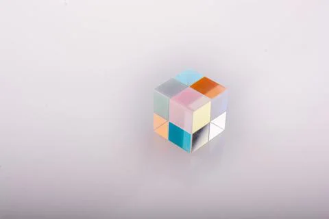Optical glass cube  Light dispersion,spectrum. Physics optics ray refractions Stock Illustration
