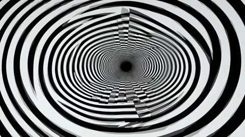 Optical illusion with black and white radial pattern 스톡 동영상 307861351