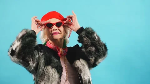Optimistic old woman doesn't think about her age, oldness Stock Footage 117900970