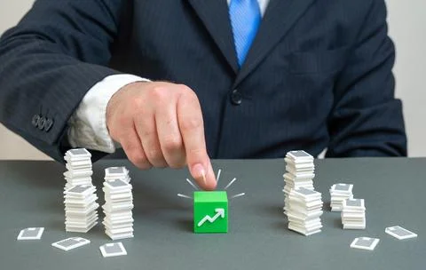 Optimize paperwork and make your business profitable. Simplify regulatory pro Foto stock