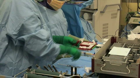 OR with needle 스톡 동영상 152403