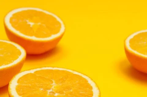 Orange pattern on orange background citrus arrangement Foto stock