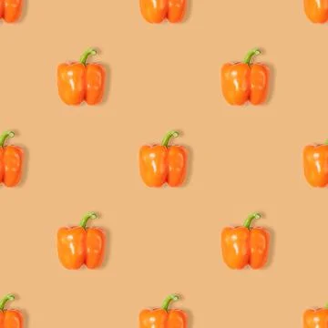 Orange pepper seamless pattern on orange background. Vegetable pattern  Foto stock