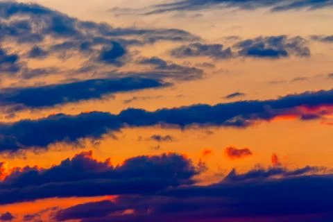 Orange sunset sky with clouds Foto stock