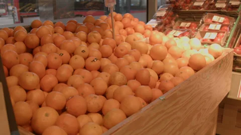 Oranges fruit on the market Stock Footage 33994636