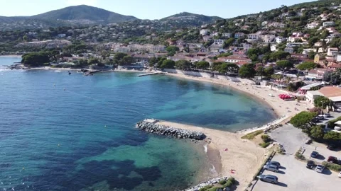 Orbital Drone Shot From Pointe De LArpillon Toward San Peire Beach Video stock 336949140