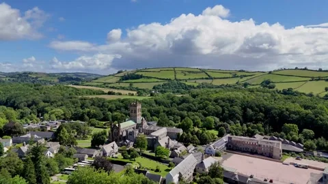 Orbiting Buckfast Abbey in Devon Video stock 336719980