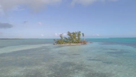 Orbiting Drone Shot of a Small Island in Bimini Bahamas 4K Video stock 84239301