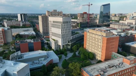 Orbiting parallax drone shot of Drexel University buildings and campus. Stock-Footage 212236141