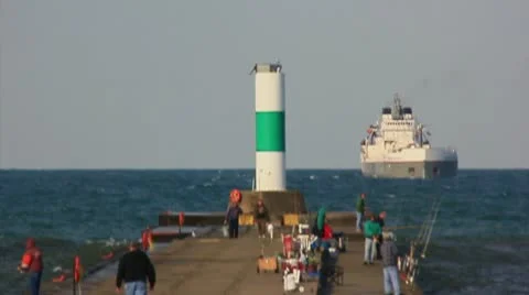 Ore ship headed for Grand Haven Inlet Video stock 12185014
