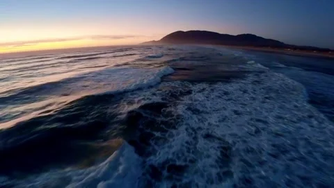 Oregon coast at sunset 動画素材 224161579