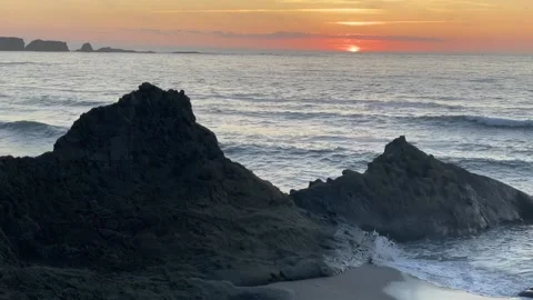 Oregon Coast sunset from Yoakam Point Stock Footage 221581008
