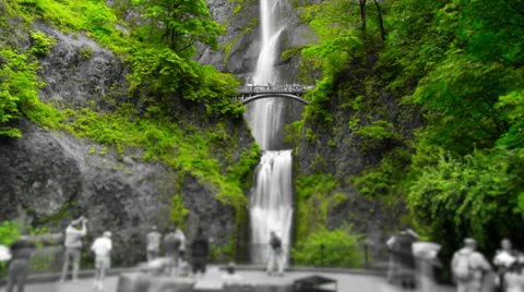 Oregon Multnomah Falls Vídeos de archivo 56248341