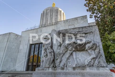 Oregon State Capitol In Salem, Oregon Stock Photos