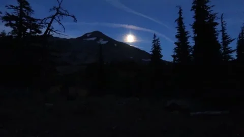 Oregon Time Lapse: Moonrise over South Sister Stock Footage 146668366