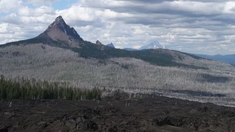 Oregon Time Lapse: Mount Washington, 3 Fingered Jack and Mount Jefferson Stock Footage 146668414