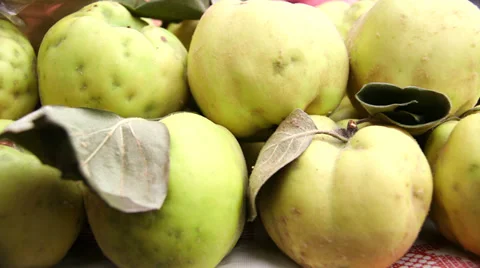 Organic apples Video stock 34473909