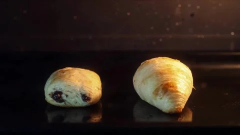 Organic bread baking in oven. Homemade fresh bread. Timelapse. Loaf is baked Stock-Footage 336576804