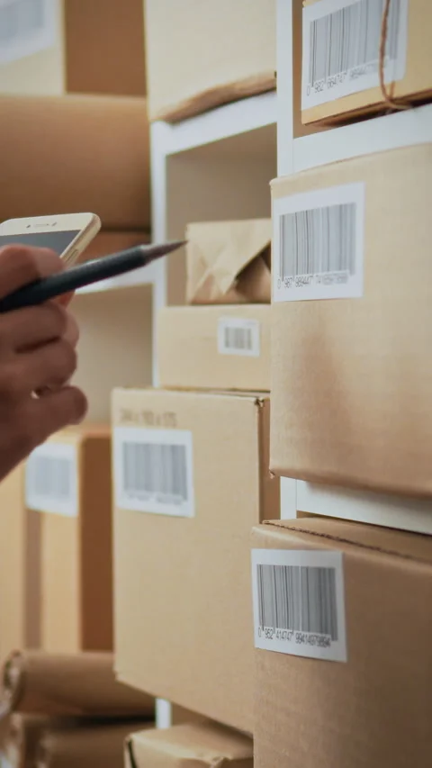 Organize your warehouse efficiently with smart inventory management solution Stock Footage 331668410