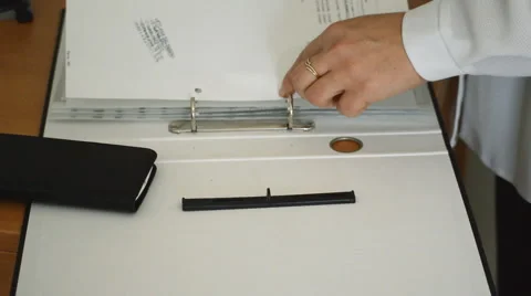 Organizing Business Documents Vídeo Stock 49556505