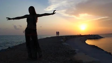 Oriental-dance Stock Footage 40568525