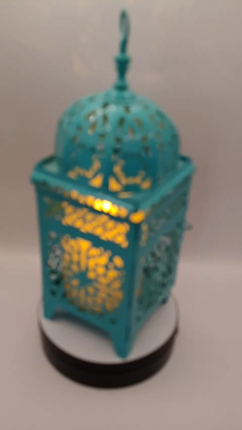 The oriental lamp rotates Video stock 329937038