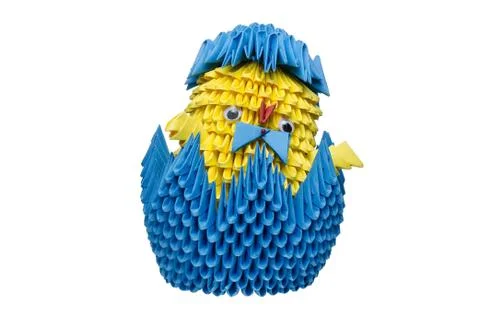 Origami - hatching chick Stock-Fotos