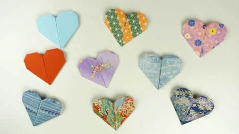 Origami hearts stop motion Stock Footage 107535917
