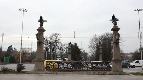 Orlov Most stone bridge in Sofia, Bulgaria 스톡 동영상 329391588