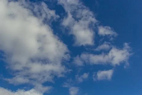 Ornamental clouds. Dramatic sky. Epic storm cloudscape Soft sunlight. Panoram Foto stock