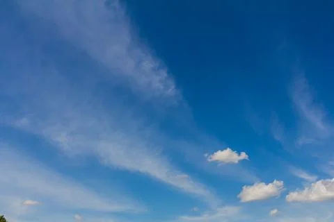Ornamental clouds. Dramatic sky. Epic storm cloudscape Soft sunlight. Panoram Foto stock
