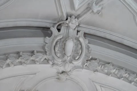 Ornate Plaster Ceiling Decoration in Rococo Baroque Style With Elegant White  Stock Photos